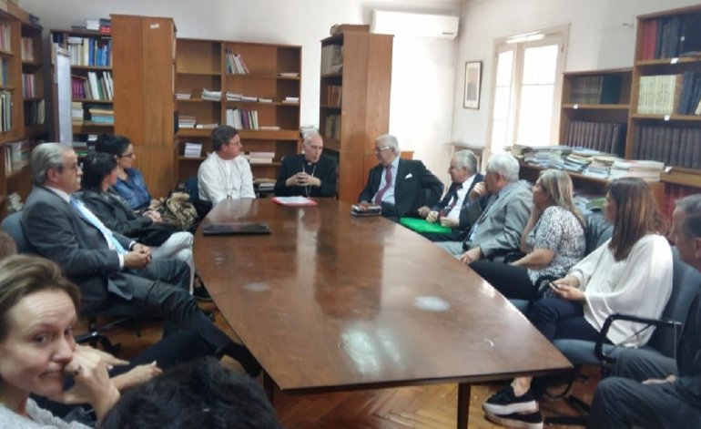 Las autoridades de la Conferencia Episcopal Argentina se reunieron con Pando y otros defensores de represores