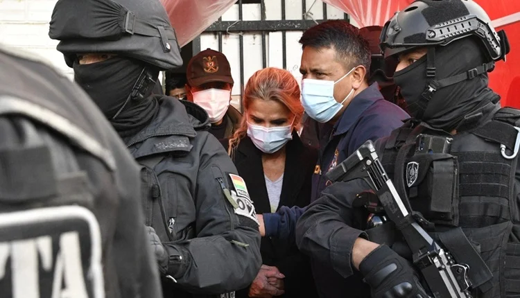 BOLIVIA: posponen el juicio oral contra Jeanine Áñez por el golpe de Estado de 2019