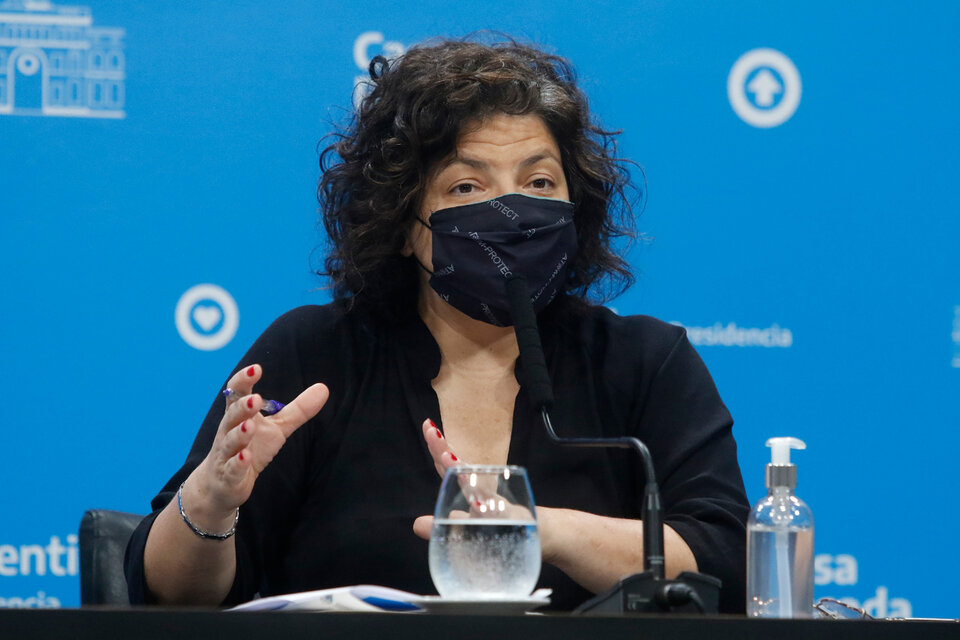 Carla Vizzotti aconsejo usar el barbijo.. Imagen: Leandro Teysseire