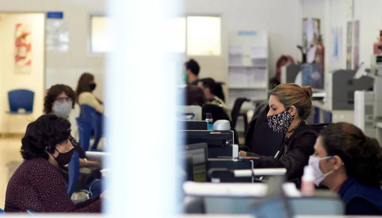 COVID en Argentina: el gobierno fijó fecha para volver a la prepandemia en el Estado