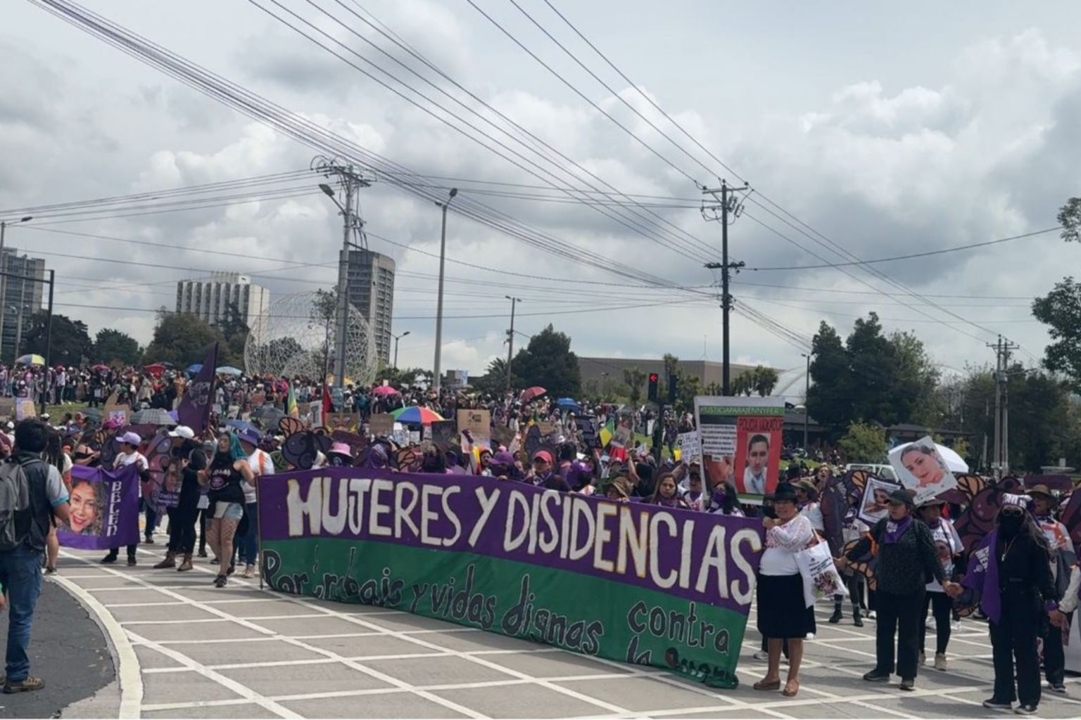 ECUADOR: mujeres se declaran en resistencia tras la fusión del Ministerio de la Mujer con el de Gobierno