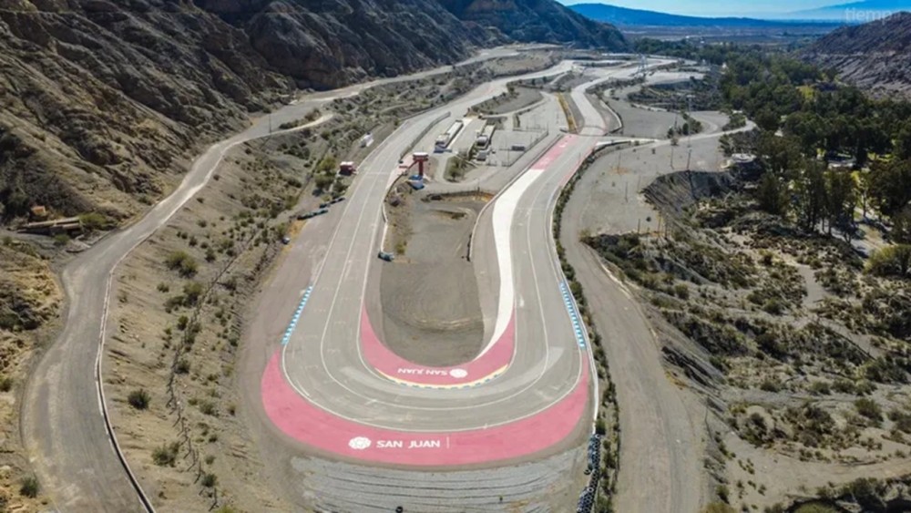 Con 25 sanjuaninos en pista, vuelve la actividad a “El Zonda” Eduardo Copello