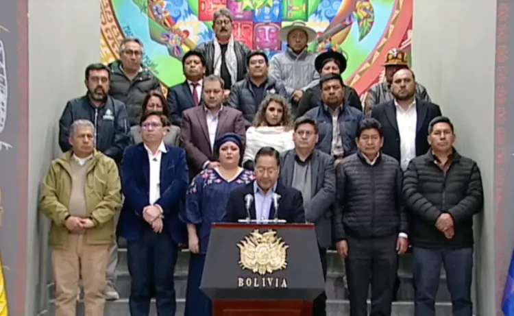 BOLIVIA: Arce denuncia un golpe a la democracia y exige al Tribunal Electoral convocar una cumbre institucional para garantizar el balotaje