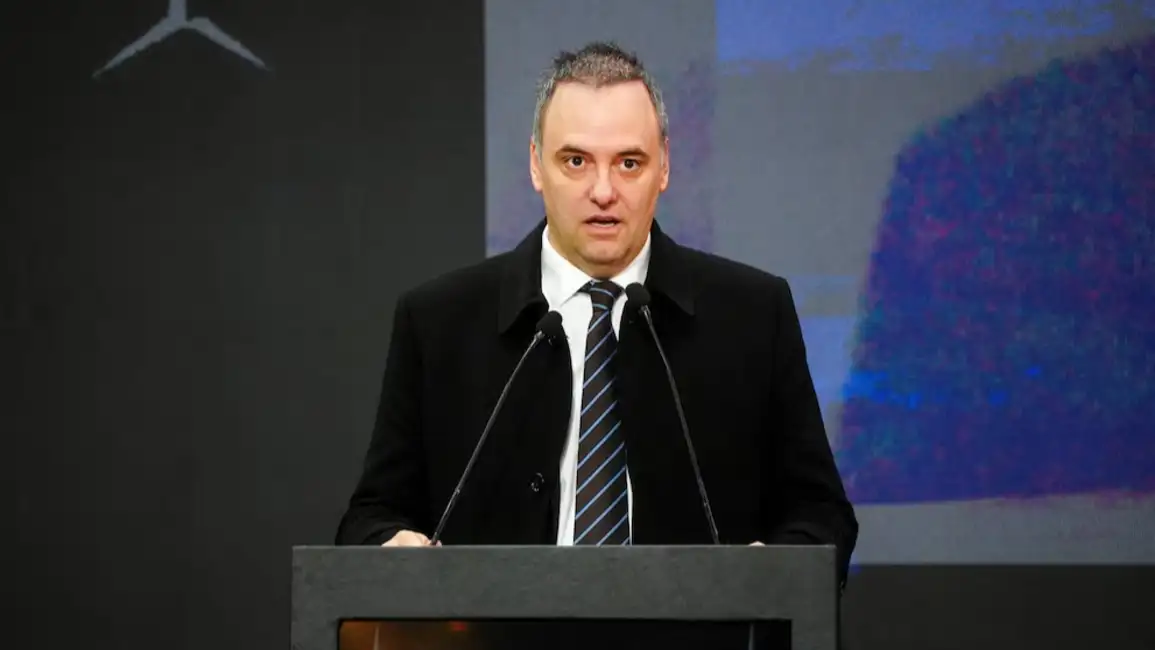 Enriquecimiento ilícito: la justicia detectó movimientos con criptomonedas sin declarar de Adorni.