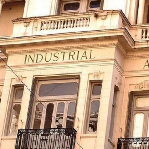 El sector empresario reiteró el pedido de una reforma tributaria y una baja de los impuestos al trabajo