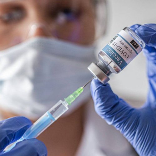 Se convocarán a estudiantes de medicina y enfermería para la campaña de vacunación por la Covid-19