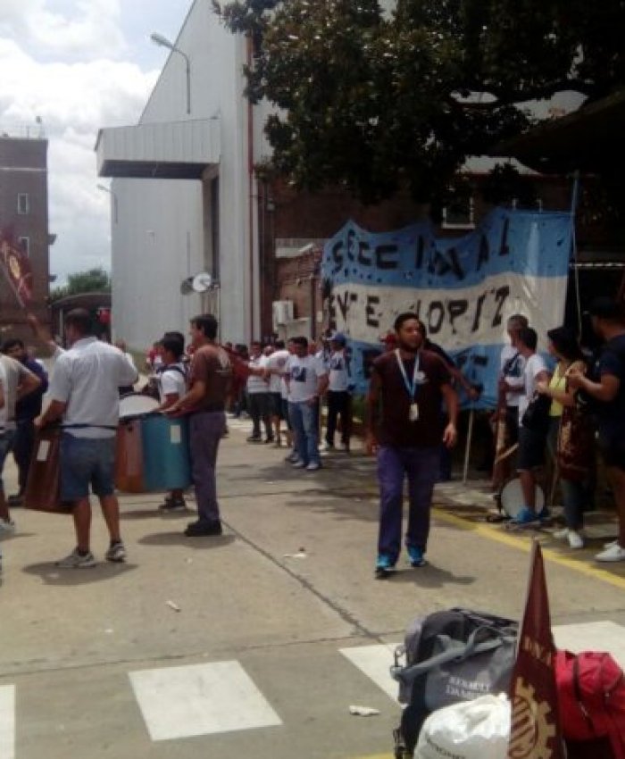 Banghó se vuelca a la importación tras despedir a 200 trabajadores