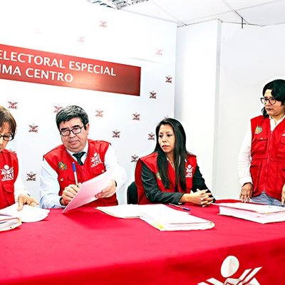 PERU: elecciones, los candidatos a la segunda vuelta se conocerán oficialmente la primera quincena de mayo.