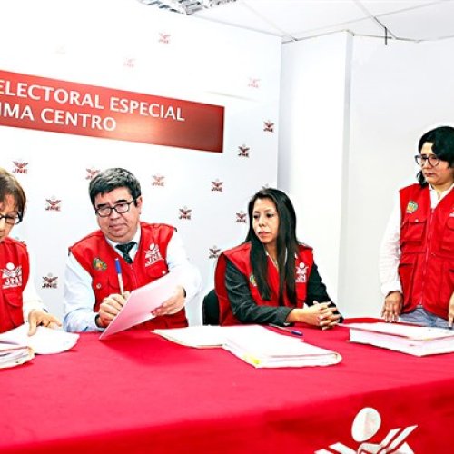 PERU: elecciones, los candidatos a la segunda vuelta se conocerán oficialmente la primera quincena de mayo.