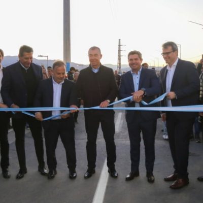 Orrego inauguró la Calle 5 y anunció asfaltos para las calles Lemos y Meglioli