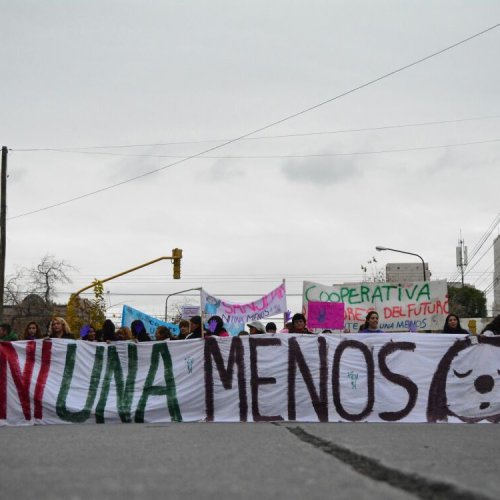 Por ley, les quitan a los femicidas todo derecho sobre sus hijos