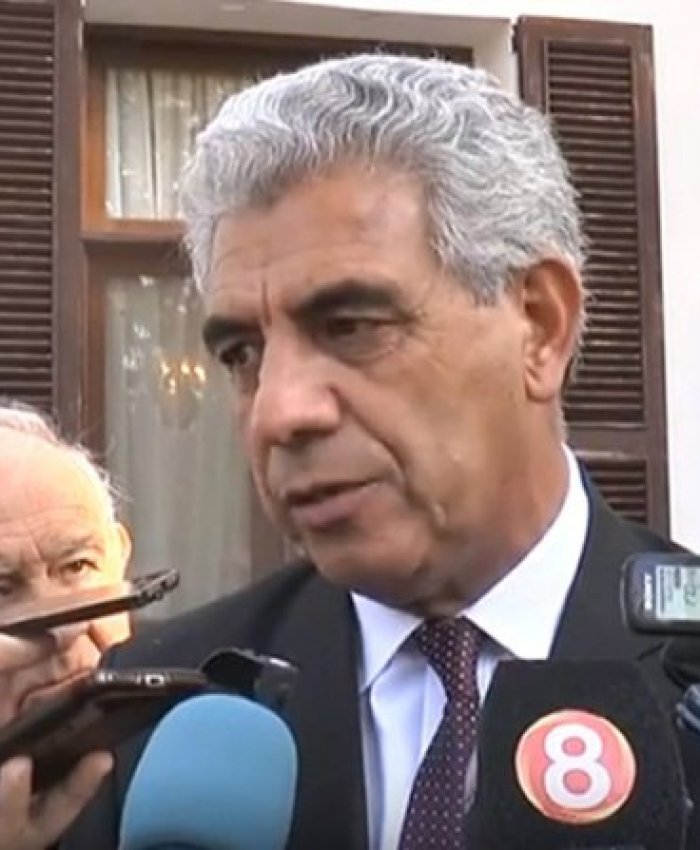 Walberto Allende viaja a Buenos Aires y se reúne con otros ministros del PJ