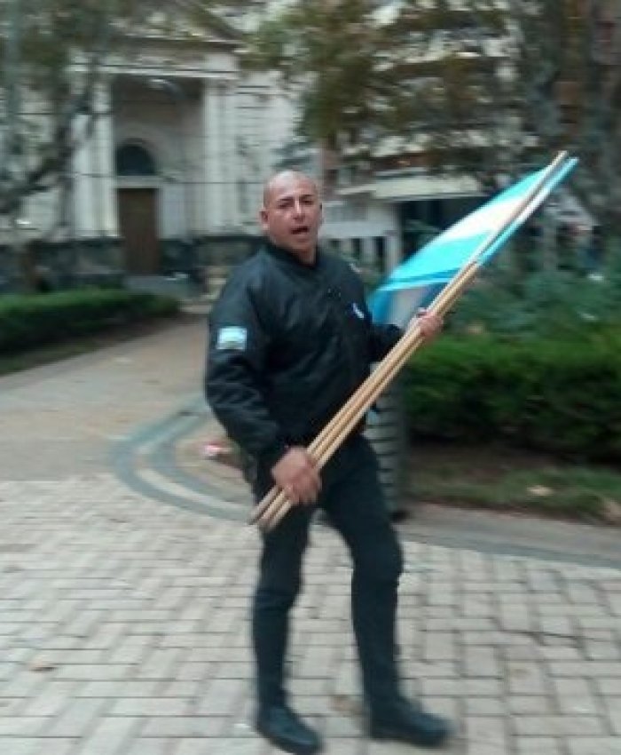 Insultos y amenazas en plena ronda de las Madres de Plaza de Mayo