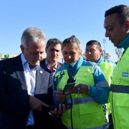 Presentan una versión digital del registro para conducir que podrá mostrase desde el celular