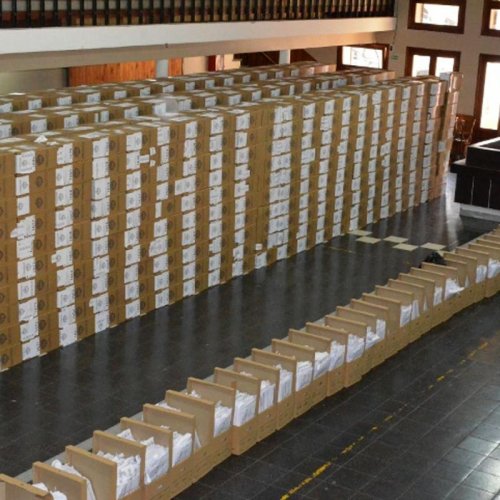 Elecciones: la justicia ordenó contar los votos por distrito y no a nivel nacional como quería el Gobierno