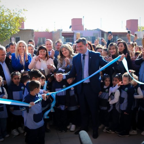 El gobernador Orrego inauguró una escuela de Nivel Inicial en Chimbas