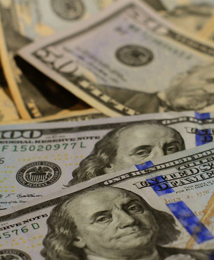 Fuerte suba del dólar luego de la dura derrota electoral del Gobierno