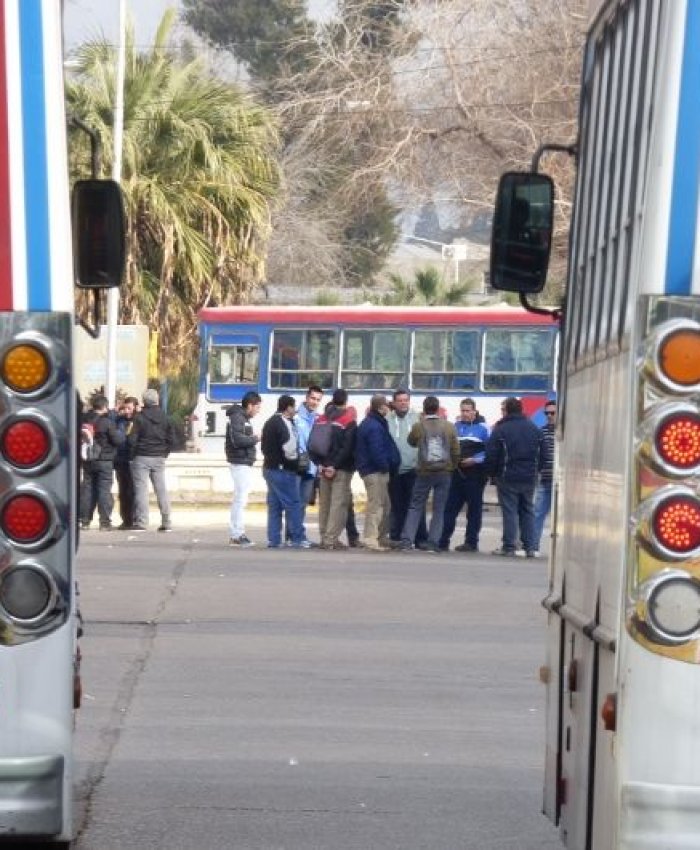 Paro de colectivos: la UTA ratificó la medida de fuerza