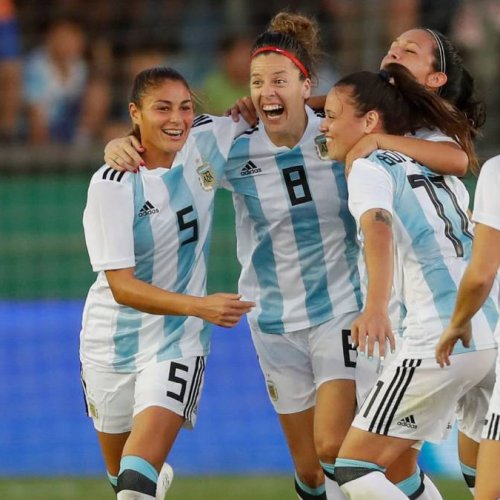 Vamos las pibas: hoy debuta la Selección de Fútbol femenina