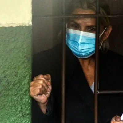 Bolivia: anularon la condena de la dictadora Áñez y la liberan