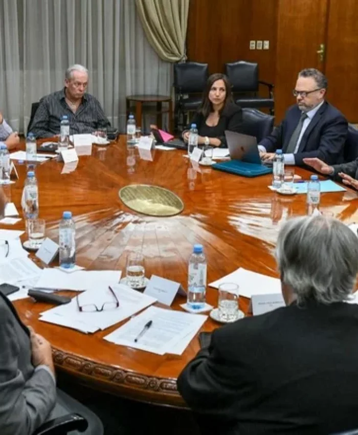 Gobierno Nacional: adelantó el aumento del salario mínimo, será de $47.850 a partir de agosto