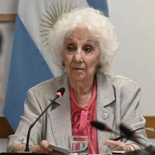 Estela de Carlotto, contra el gobierno de Milei: «Si nos pudieran matar, lo harían»