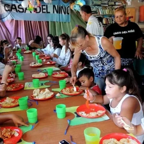 Unicef reveló que un millón de chicos se va a dormir sin comer en Argentina