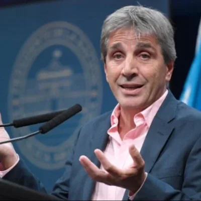 Luis Caputo, celebró que «en breve la gente va a tener que vender dólares para pagar impuestos»