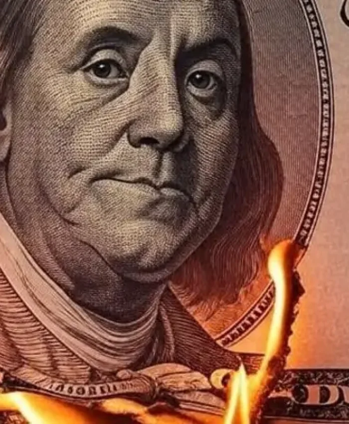 «TIC TAC TIC TAC»: al Gobierno le quedan menos de 700 millones para evitar que el dólar se vaya al techo