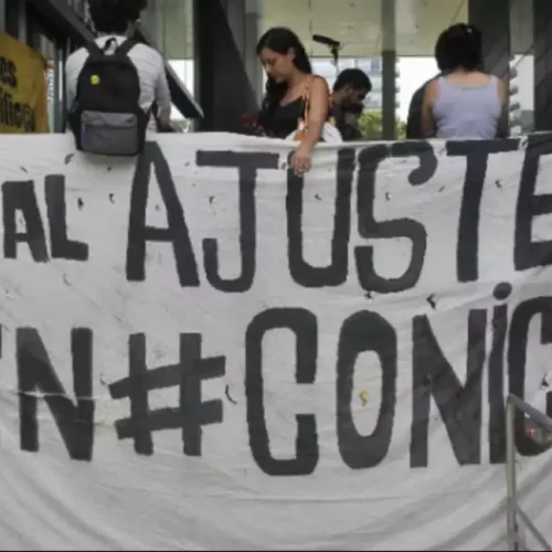 Comenzó el paro de 48 horas de trabajadores y científicos del CONICET en rechazo al ajuste de Milei