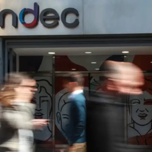 El Gobierno dio salida a dos funcionarios del INDEC y despierta suspicacias