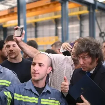 Reforma laboral de Milei: reducir indemnizaciones, el derecho a huelga y limita la influencia de los sindicatos