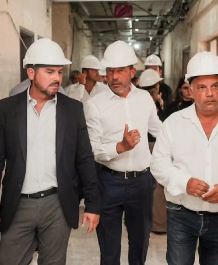Orrego visitó las obras de remodelación e instalaciones del Hospital Marcial Quiroga