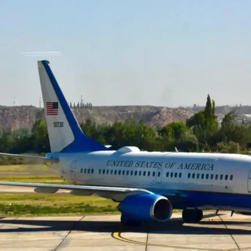 El avión con Congresistas norteamericanos llegó a Neuquén y estuvieron en Vaca Muerta