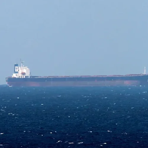 Tras la escalada de conflicto en Medio Oriente, se disparan los precios del petróleo un 11% y del gas un 68%