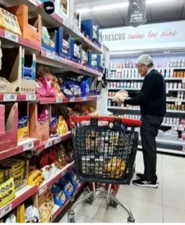 «Las burbujas siguen sin aparecer»: el consumo pyme cae en picada, las ventas minoristas cayeron 5,6% en febrero