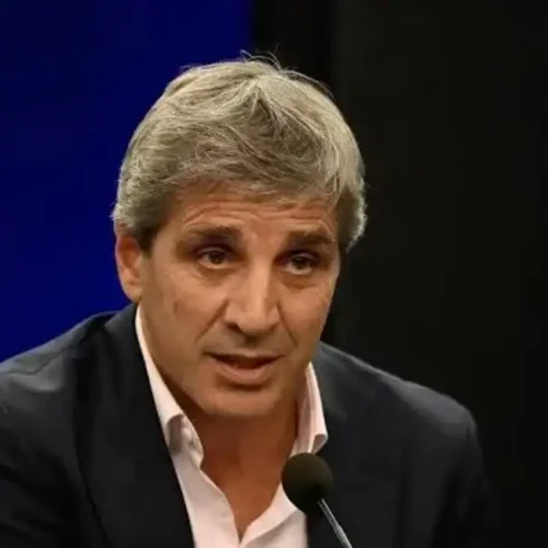 “Estamos mal, pero vamos bien”: el Gobierno le pide al Fondo Monetario Internacional aplazar el cumplimiento de la meta de reservas