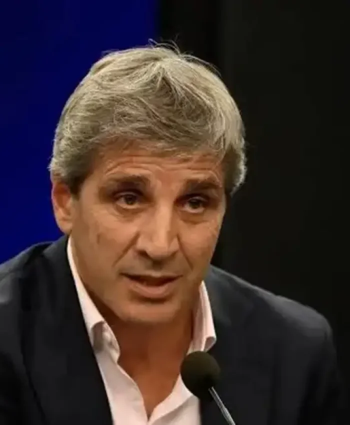 “Estamos mal, pero vamos bien”: el Gobierno le pide al Fondo Monetario Internacional aplazar el cumplimiento de la meta de reservas