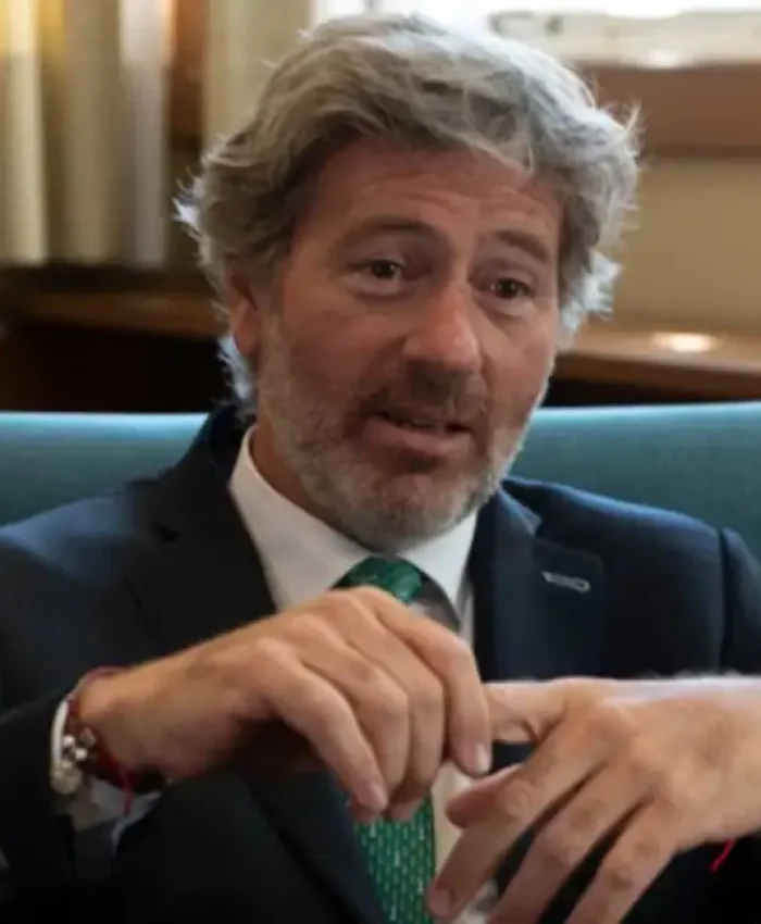 El ministro de Justicia de la Nación, Juan Bautista Mahiques, nombró a su hermano como jefe de Gabinete