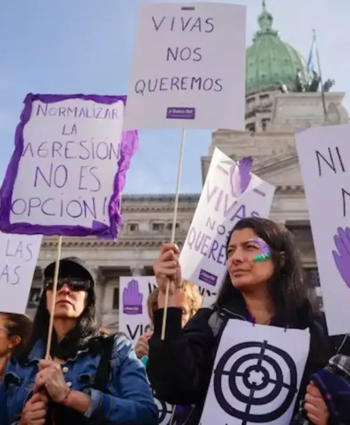 A 11 años del primer Ni Una Menos: una nueva marcha para visibilizar una realidad que no cesa, en Argentina ocurre un femicidio cada 31 horas