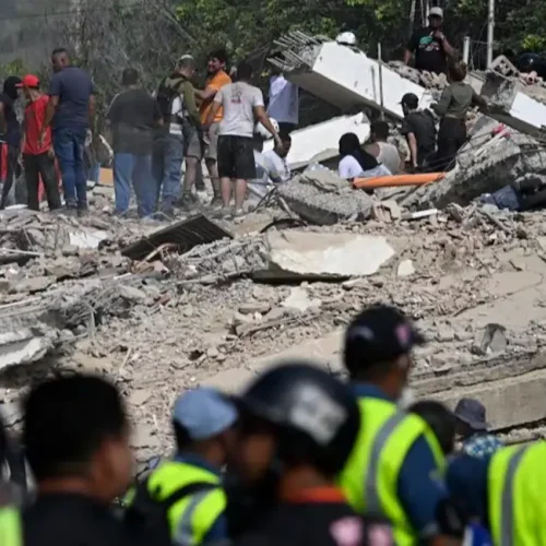 Las víctimas fatales por el doble terremoto en Venezuela ya son 920 y crece el miedo por el registro de nuevas réplicas