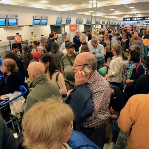 Anunciaron 48 horas de paro en aeropuertos de todo el país