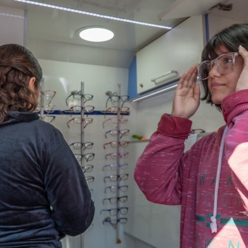 Se extiende una semana el operativo oftalmológico para niños y adolescentes