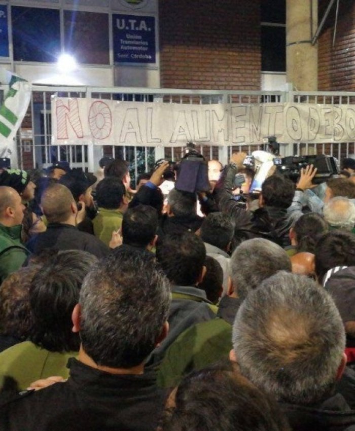 Córdoba: Continúa el conflicto con la UTA