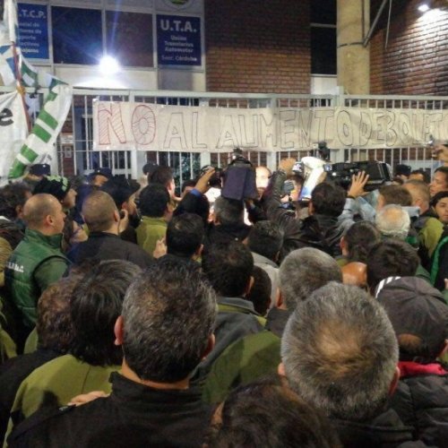 Córdoba: los choferes anunciaron que levantaron el paro