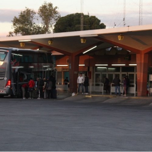 Colectivos de larga distancia: Trabajo dictó conciliación obligatoria