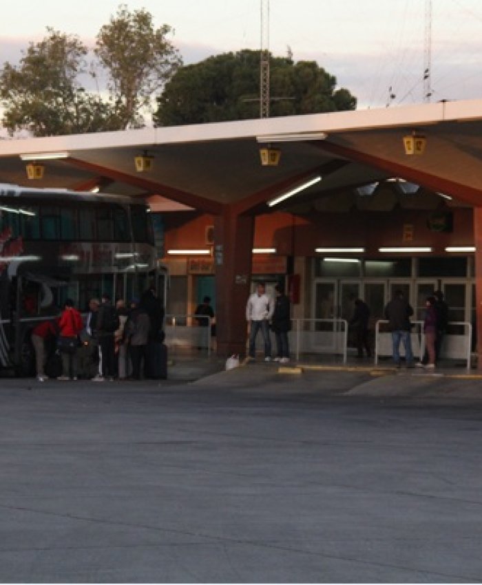 Colectivos de larga distancia: Trabajo dictó conciliación obligatoria