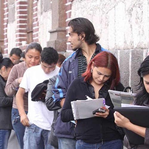 El PBI se derrumbó un 5,1% y casi medio millón de personas perdieron su trabajo