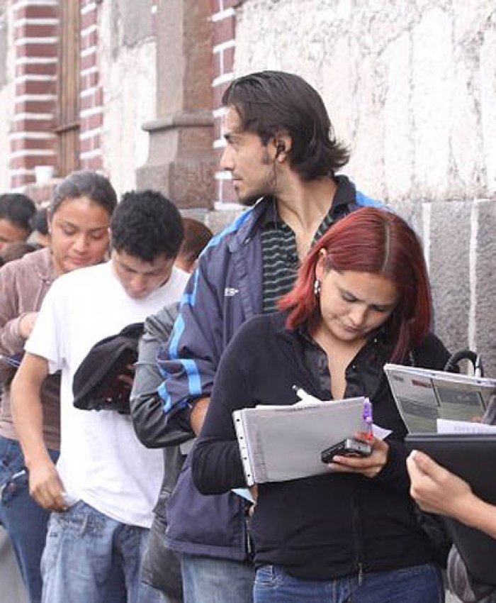 El PBI se derrumbó un 5,1% y casi medio millón de personas perdieron su trabajo