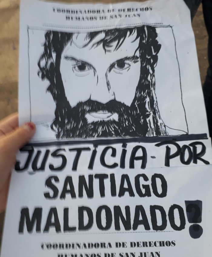 Los peritos confirmaron que Santiago Maldonado murió por asfixia e hipotermia